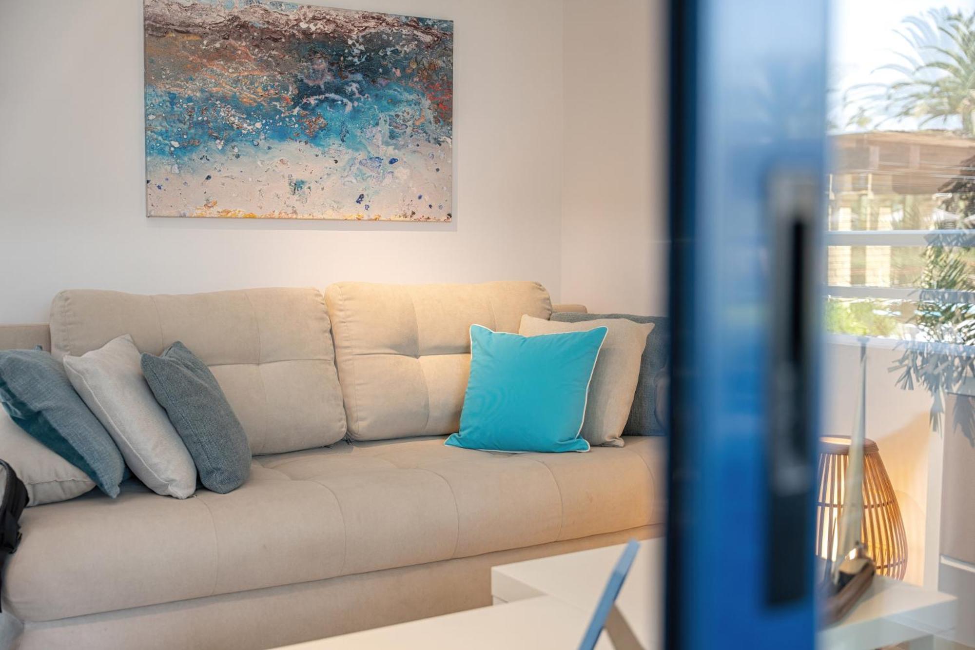 Blue & White Velvet 20M From The Beach Danilia Buitenkant foto