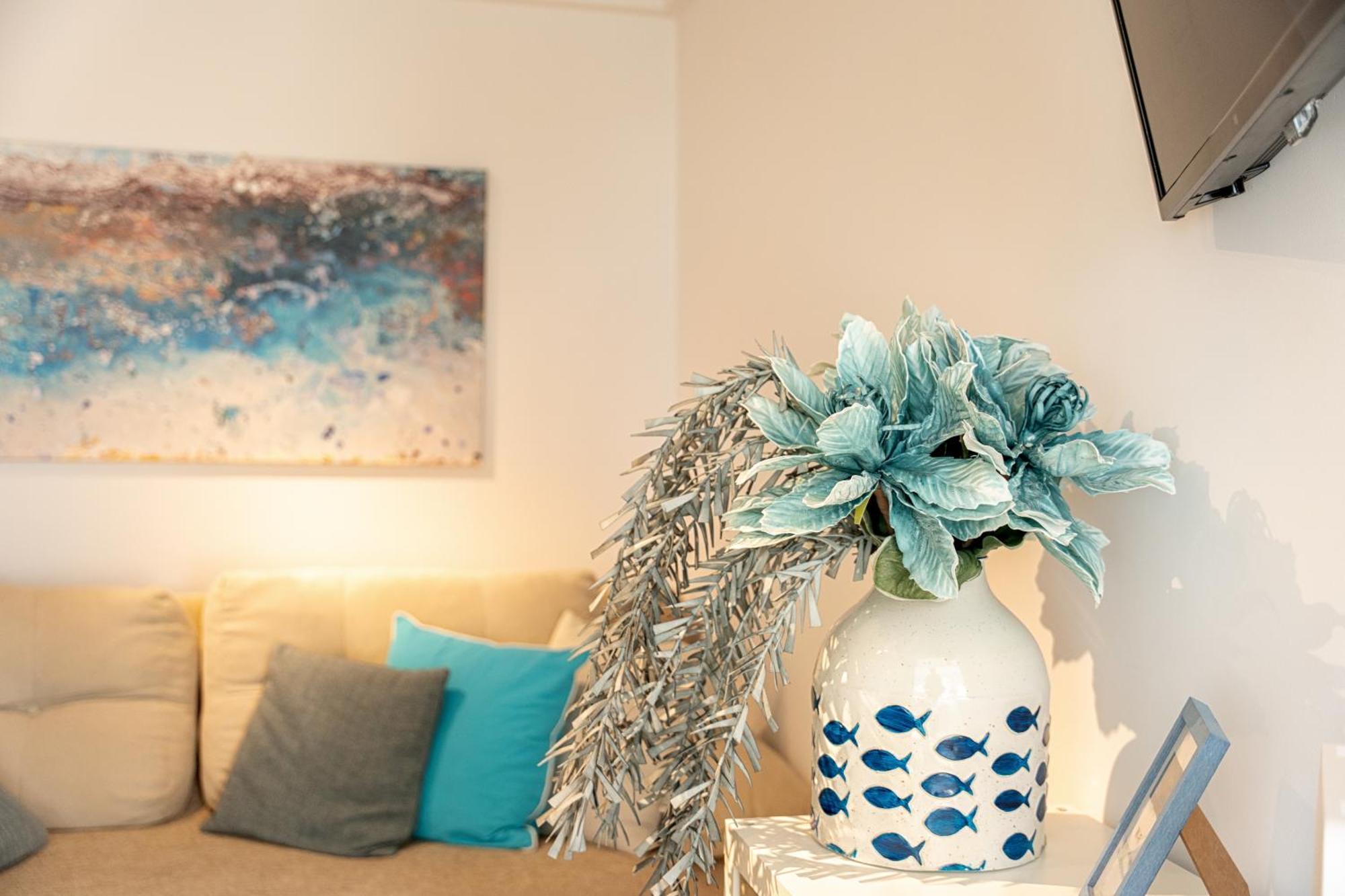Blue & White Velvet 20M From The Beach Danilia Buitenkant foto